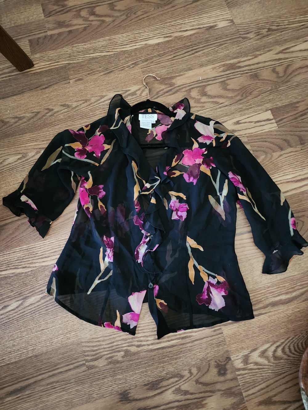 Vintage TESS Floral Ruffle Blouse in‎ Black with Pink Flowers